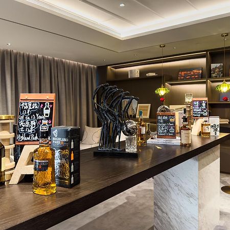 Yuexiu Hotel Guangzhou, Curio Collection By Hilton Exterior foto