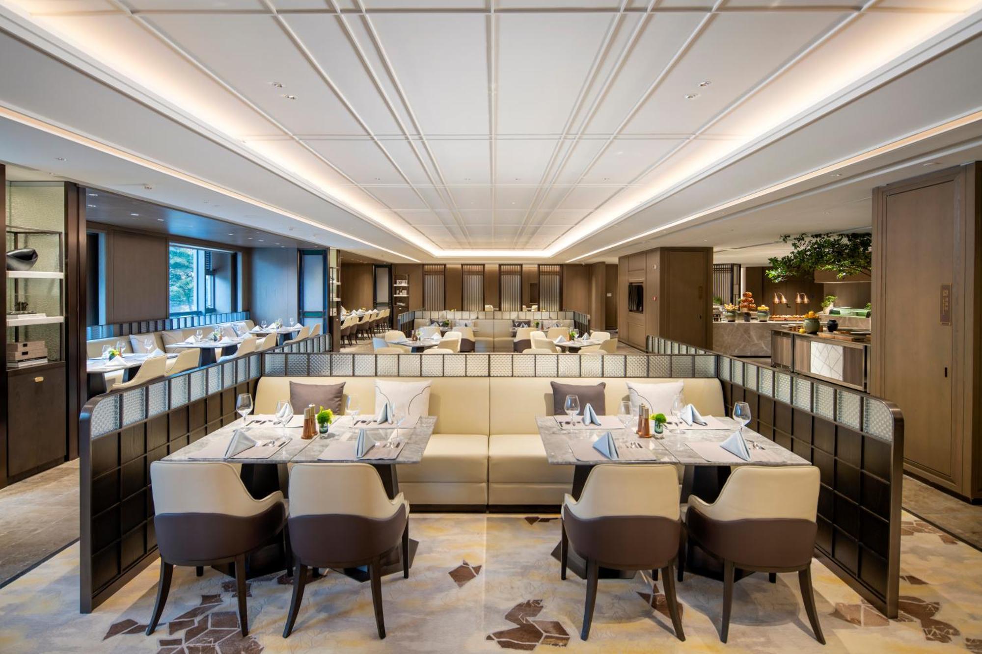 Yuexiu Hotel Guangzhou, Curio Collection By Hilton Exterior foto